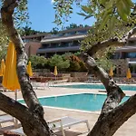 Royal Paradise & - Adults Friendly פוטוס