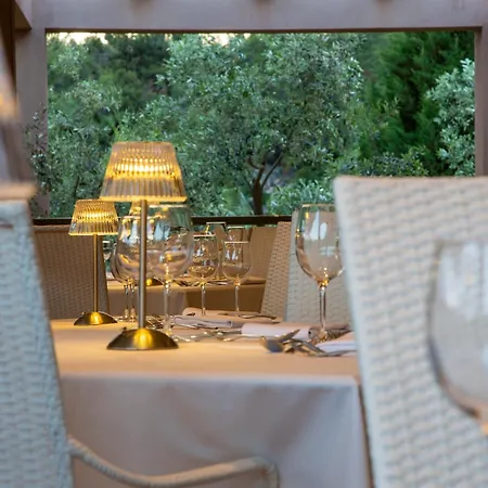 Royal Paradise & - Adults Friendly Üdülőközpont